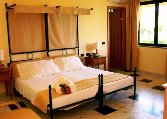 Marina Del Marchese *