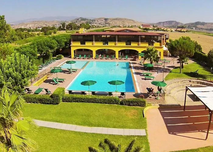 Marina Del Marchese Botricello