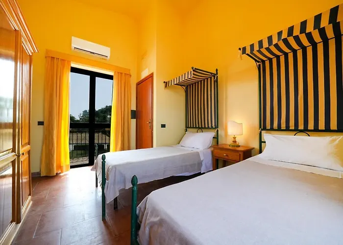 Marina Del Marchese Hotel Botricello